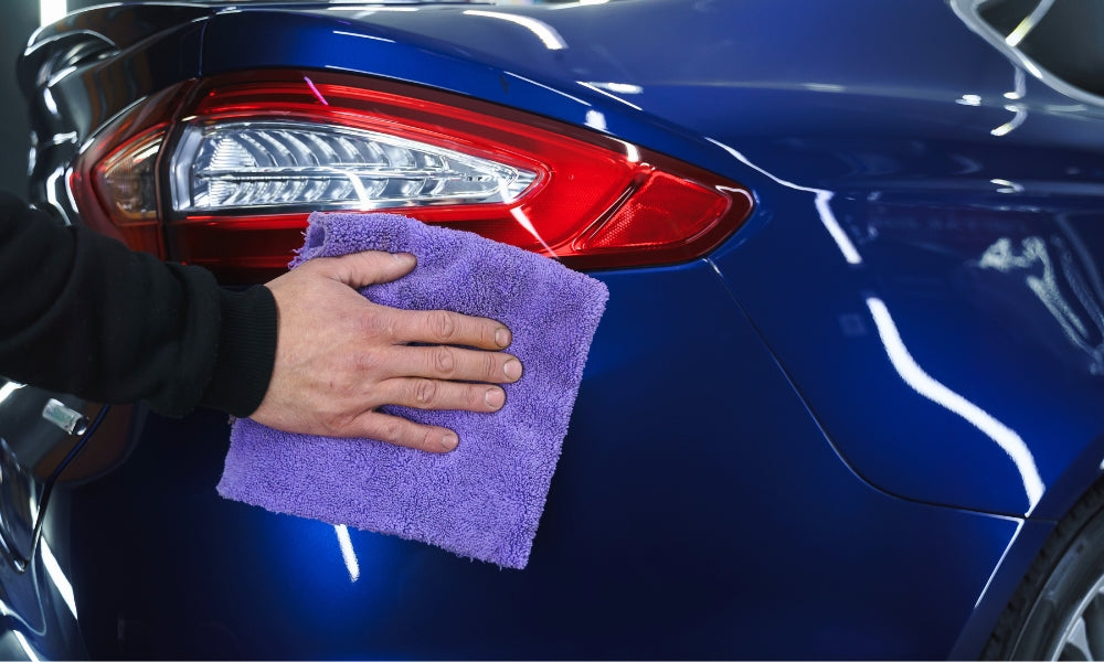 Car Care Essentials: How to Choose the Right Car Drying Towel